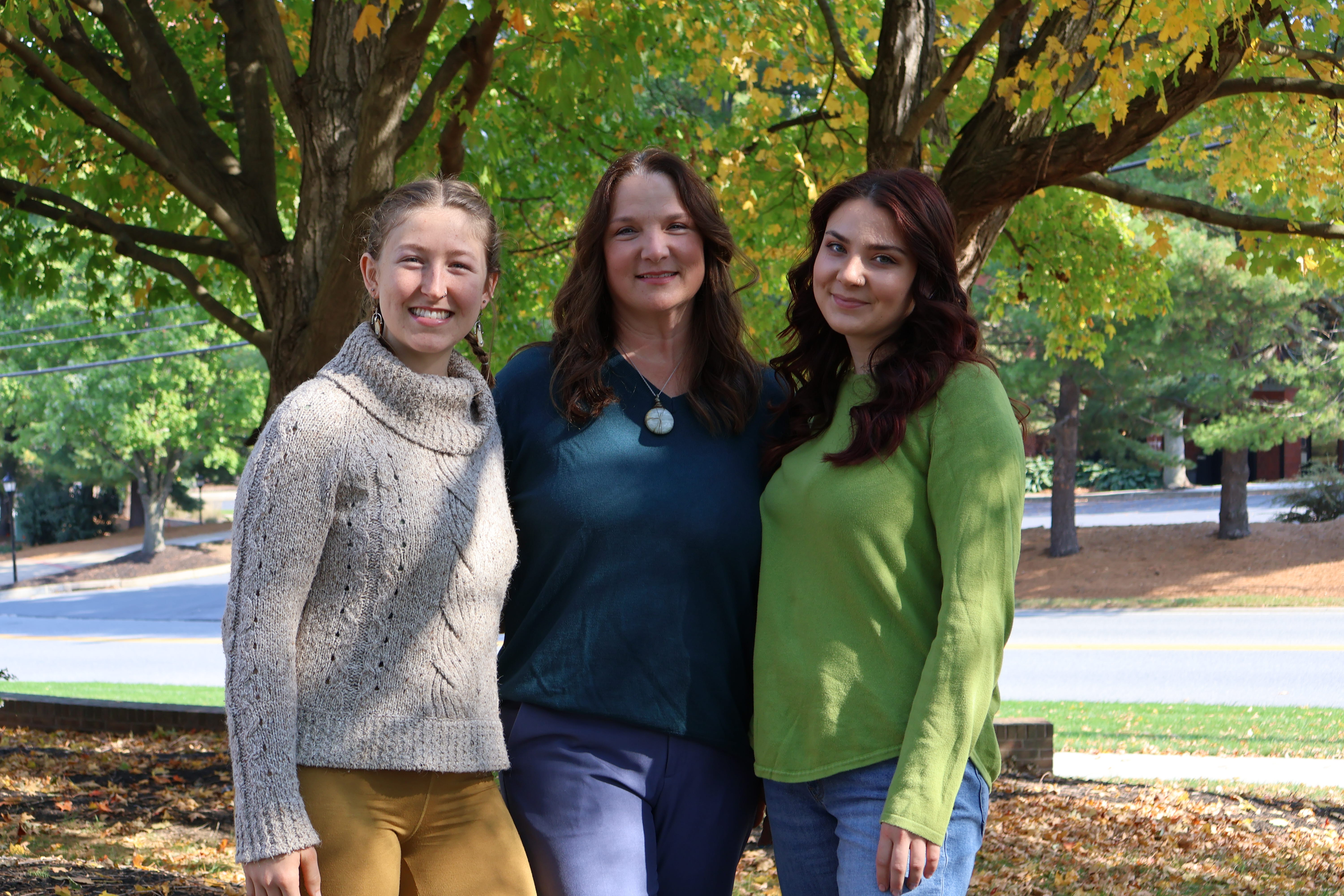 Team photo, 3 white women 